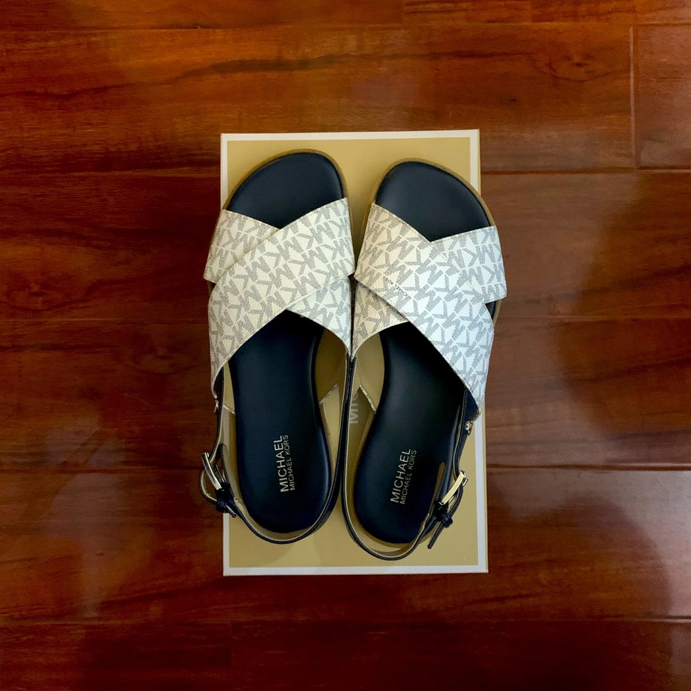 Michael kors janine sandal